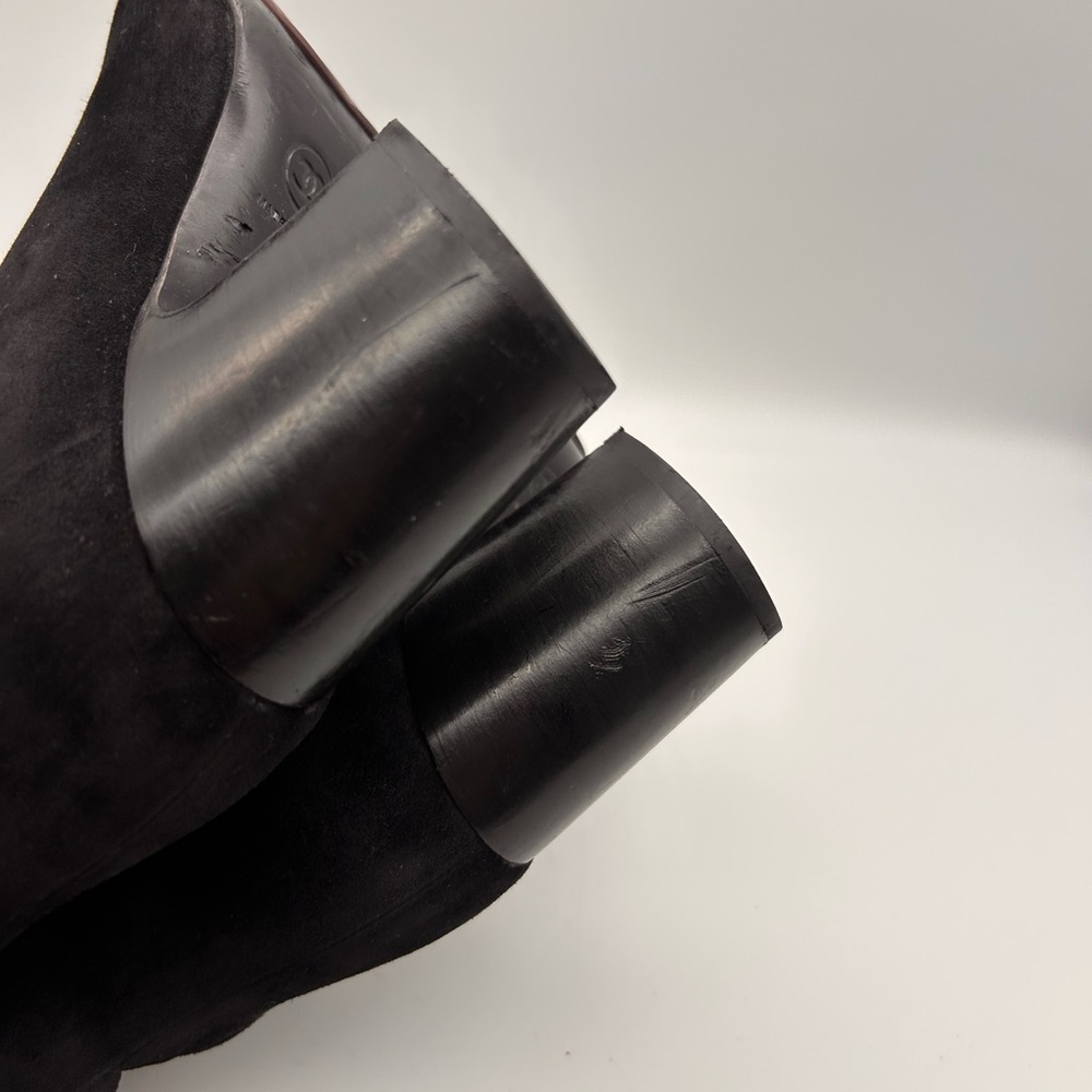 CHANEL Black Suede CC Calfskin Short Boots Made in Italy Size 38 Box Dustbags - Picture 6 of 15